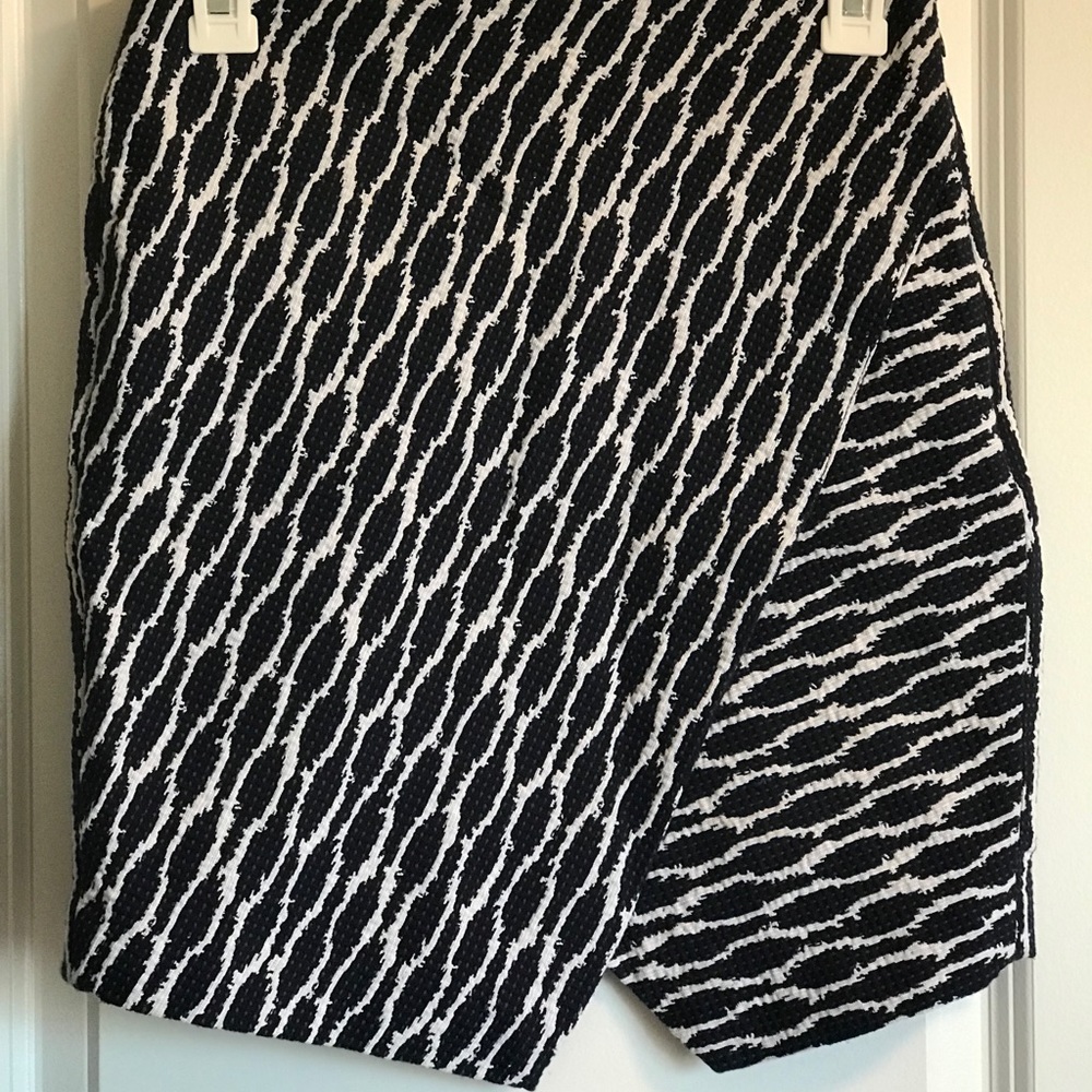 Cute geometrical skirt